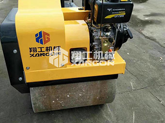 注意以下幾點(diǎn)，讓手扶小型壓路機(jī)發(fā)揮使用效果好到無話說