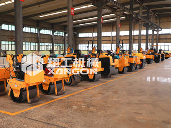 小型壓路機(jī)磨合期在操作過程中應(yīng)該注意哪些細(xì)節(jié)？